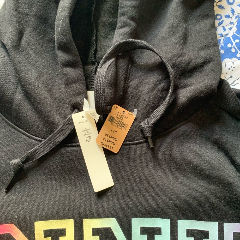 SOLD NWT VS PINK M perfect pullover hoodie